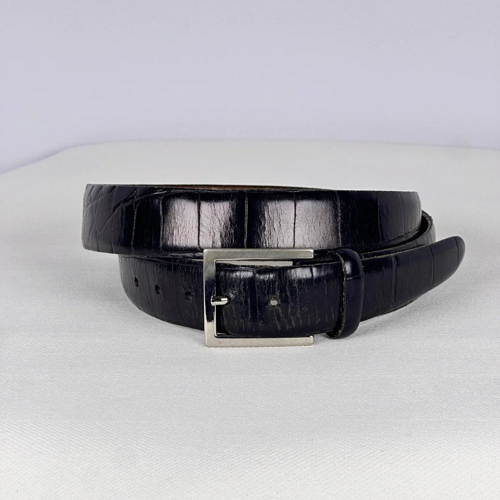 Trafalgar Black Belt Classic Vintage Crocodile Embossed Leather USA 32